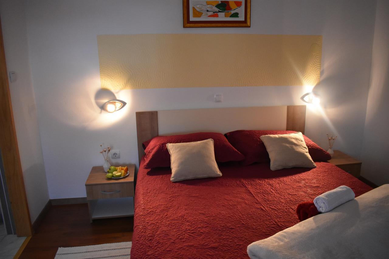 Guesthouse Samolov Vrhovine 外观 照片