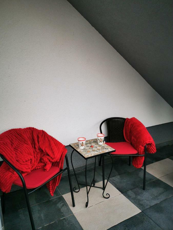 Guesthouse Samolov Vrhovine 外观 照片